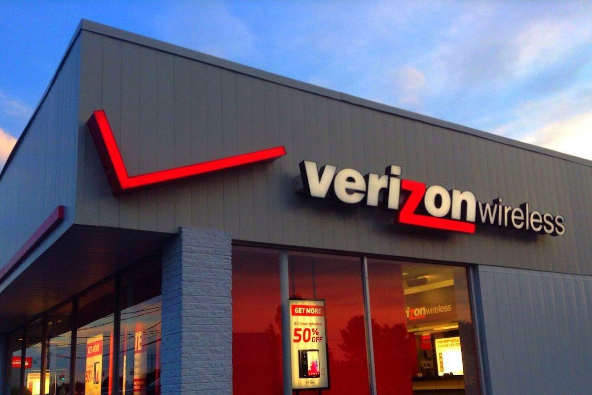 Impact of Verizon’s September 30 outage on Internet traffic